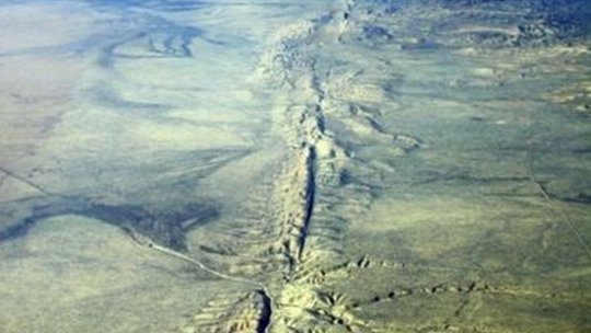 S-a rupt pământul în Turcia după cutremur