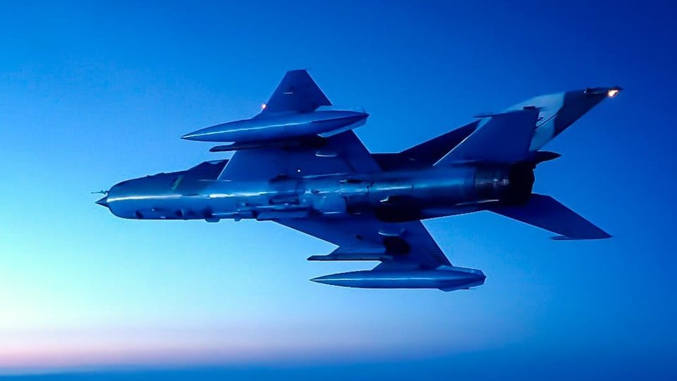 Forţele Aeriene monitorizează permanent, în cooperare cu forţele aliate, spaţiul aerian naţional, transmite MApN