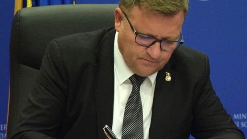 USR şi Forţa Dreptei au depus la Camera Deputaţilor o moţiune simplă prin care cer demisia ministrului Muncii, Marius Budăi