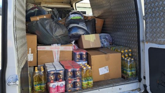 Peste 3 tone de alimente și sute de pachete cu îmbrăcăminte pentru cei afectați de cutremurele din Turcia