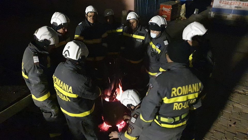 Misiunea salvatorilor români trimişi în Turcia continuă