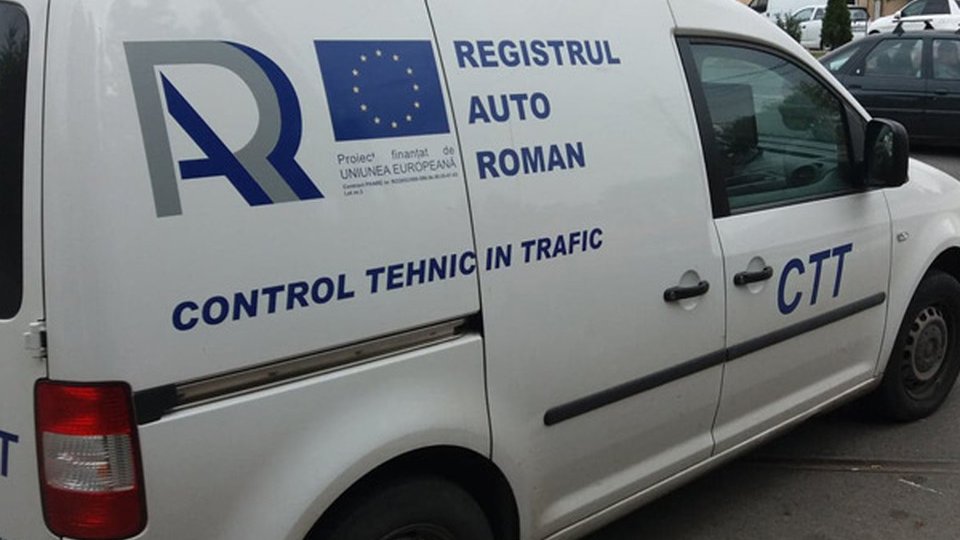 Peste 40% dintre mașinile verificate de RAR, anul trecut, au fost neconforme