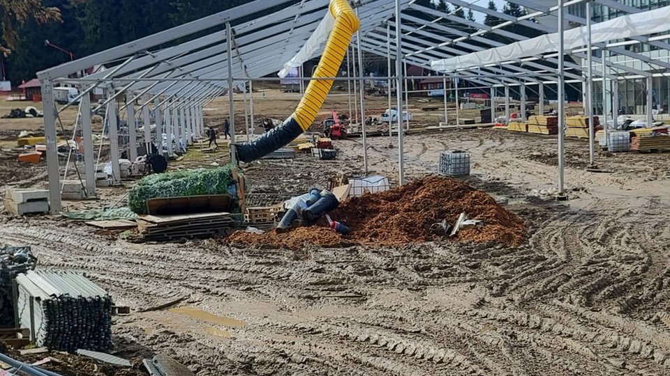 Când va fi refăcut terenul din Poiana Brașov afectat de Massif?