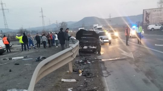 Accident rutier între două autoturisme, la Rupea. Intervine elicopterul SMURD de la Brașov