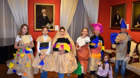 Moda secolelor trecute, la Muzeul Casa Mureșenilor, în cadrul evenimentului "Școala Altfel"