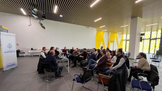 Oaspeți din turism, veniți din Covasna, Harghita şi Mureş, la Aeroportul Internațional Brașov-Ghimbav