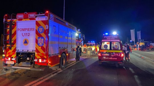 O persoană a decedat în urma unui accident între un autoturism și un TIR, la Ghimbav