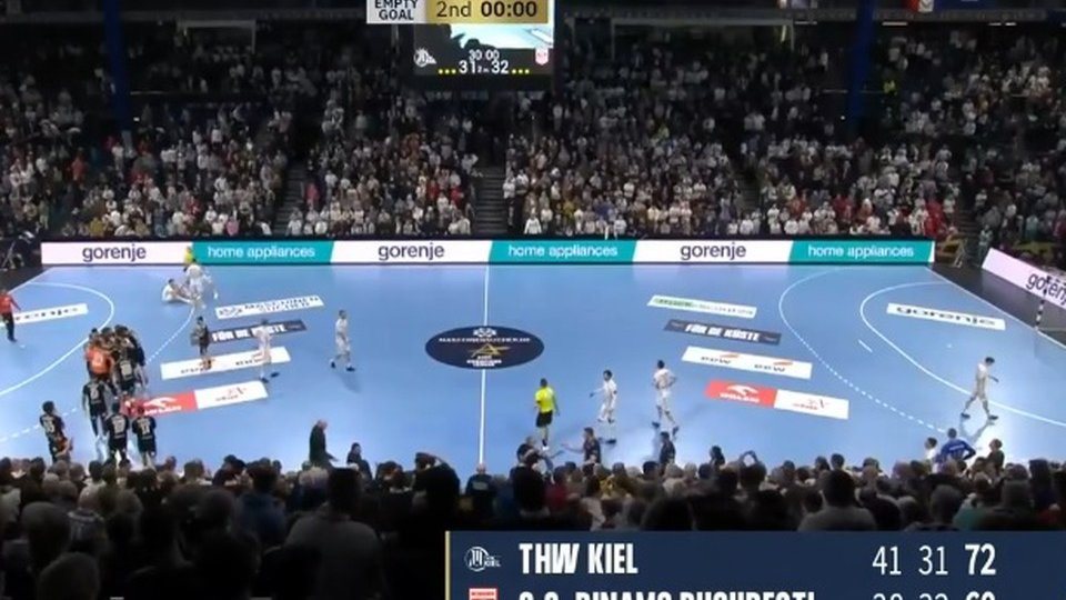 Echipa de handbal masculin Dinamo Bucureşti a învins, în deplasare, TKW Kiel