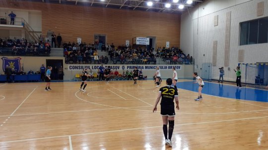 Test dificil pentru handbalistele Coronei, joi