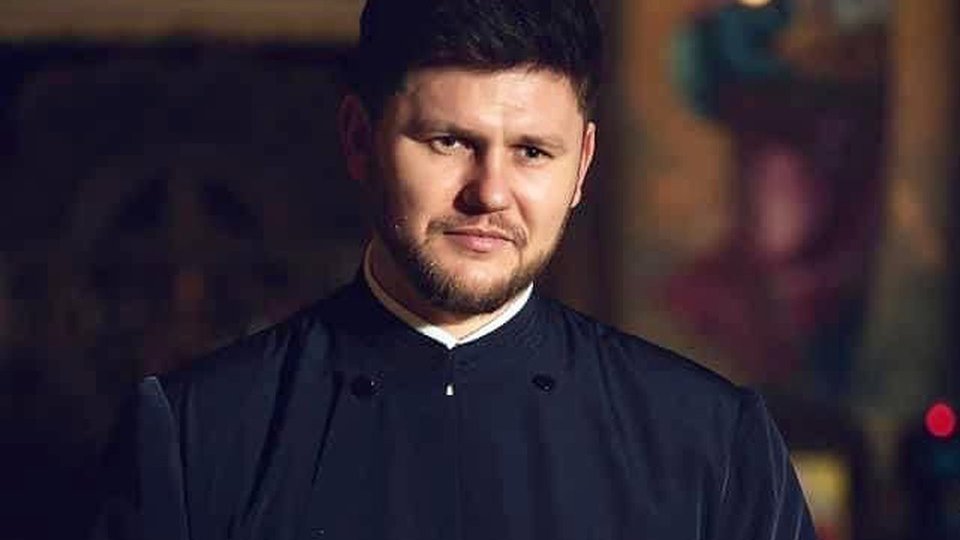 Alexandru Chiriac, solist al Operei Brasov, de la "băiatul ce cânta la strană" la câștigătorul "Crizantemei de Aur"