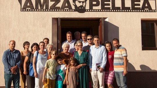 Cinematograful Amza Pellea Râşnov, de la un pas de a deveni ruină, la "magnet" pentru comunitate