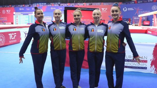 Echipa feminină de gimnastică a României, calificată la Campionatele Mondiale