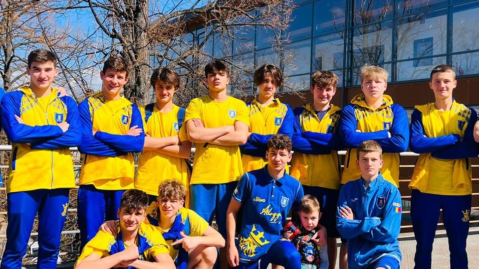 Locul 4 pentru juniorii 3 de la Corona la Turneul Final de polo de la Oradea