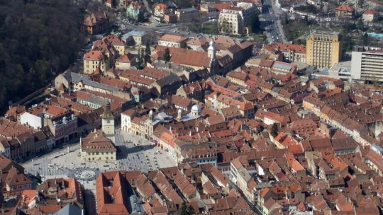Fitch a îmbunătățit ratingul Brașovului la "perspectivă stabilă"