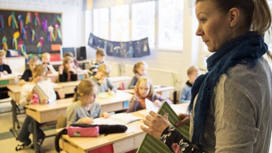 Proiectele legilor Educaţiei intră în dezbaterea Comisiei pentru învăţământ