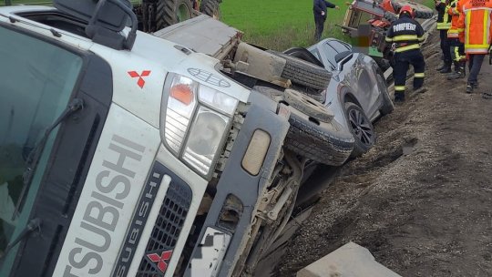 Trafic îngreunat pe DN1 între Codlea și Ghimbav. 3 autovehicule implicate într-un accident
