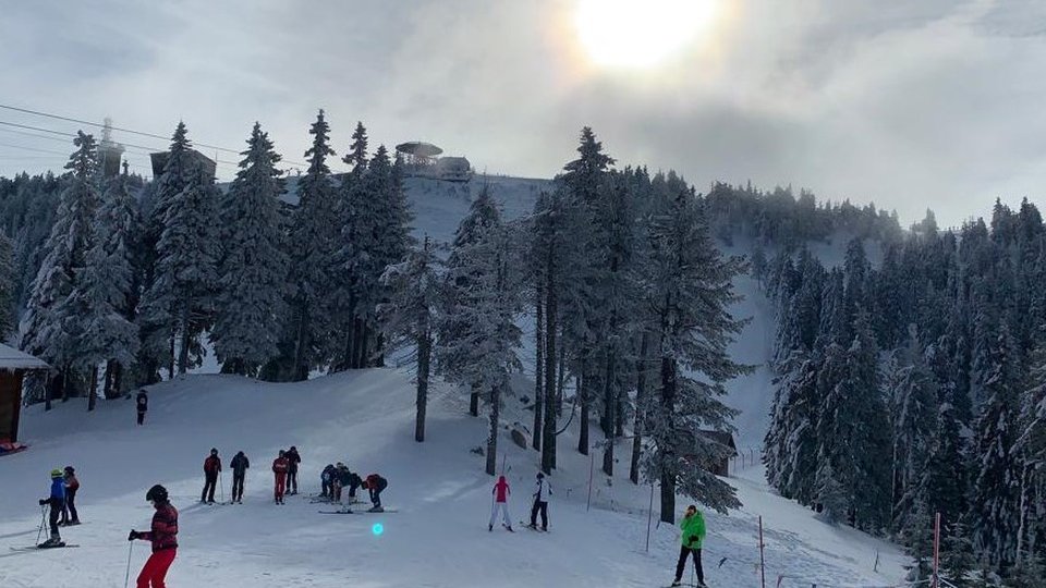 Duminică, se încheie oficial sezonul de schi 2022 " 2023, hotelierii sunt mulțumiți de încasări