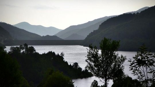 Atenție, șoferi! Trafic îngreunat pe DN10, în dreptul localității Siriu