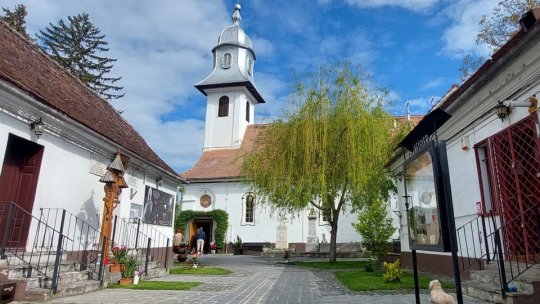 Biserica "Adormirea Maicii Domnului" de pe str. Bisericii Române, la ceas anivesar