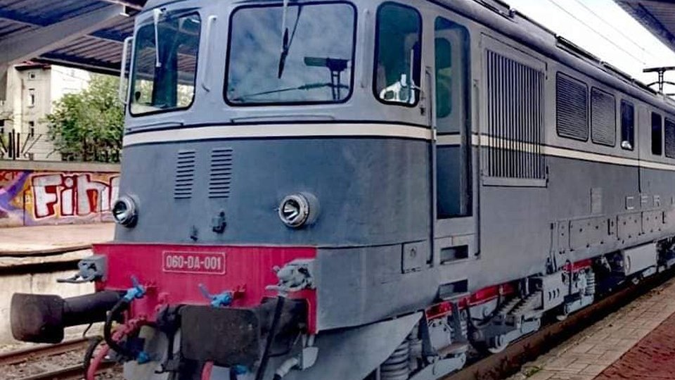 Primăria Sfântu Gheorghe pune la dispoziția suporterilor echipei Sepsi OSK un tren care îi va transporta la finala Cupei României