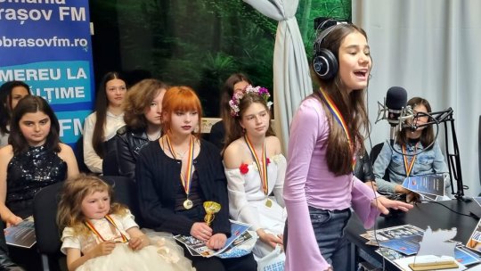 "VOCEA DE RADIO". 32 de finaliști, un singur Mare Trofeu câștigat de Emma Moroșanu