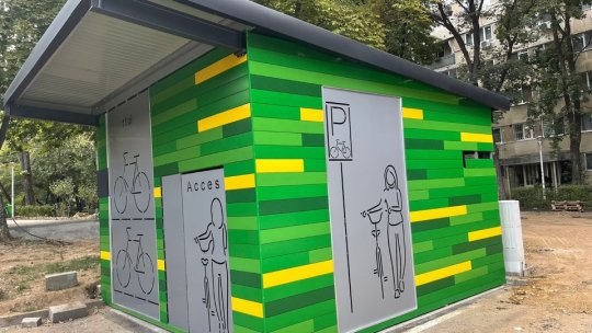 Primele parcări închise pentru biciclete au fost amplasate în trei cartiere brașovene