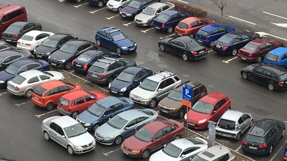 Din iulie, atenție unde parcați! Serviciul ridicări auto ar putea începe activitatea