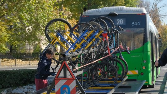 Autobuzul 20 schimbă peronul din Livada Poștei. Va opri la cel de la Casa Baiulescu