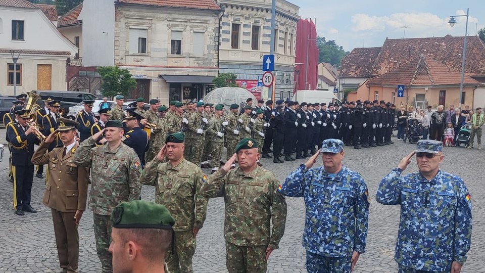 Înălțarea Domnului și Ziua Eroilor