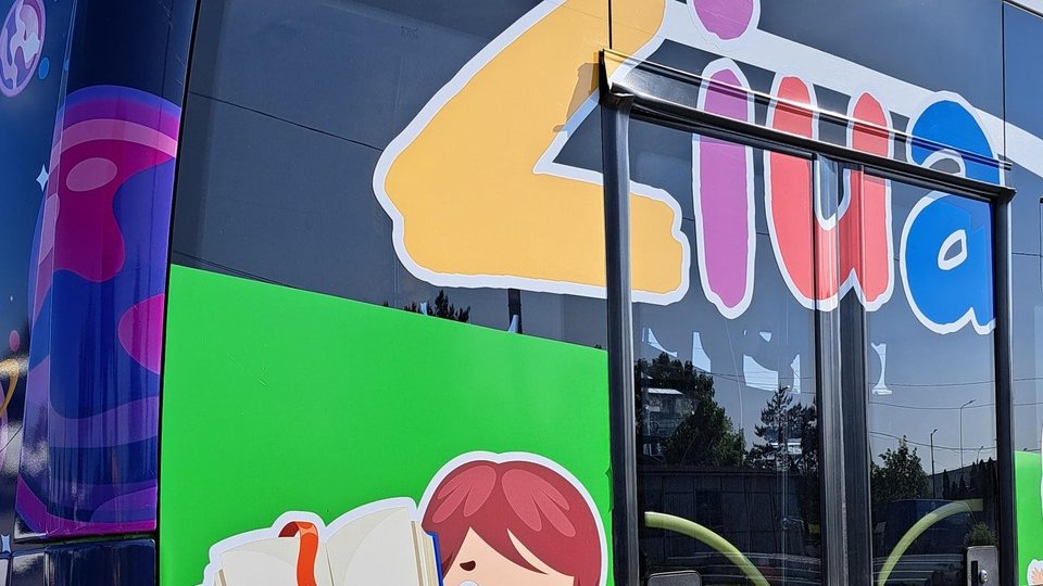 Autobuzul Copiilor intră în circulație de 1 iunie