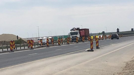 Românii, invitați să participe la consultarea publică privind traseul autostrăzii Ploieşti - Braşov