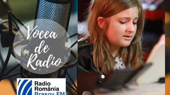 "VOCEA DE RADIO". Ana Moise învață muzică de pe vinil și se acompaniază singură, cu pianul 