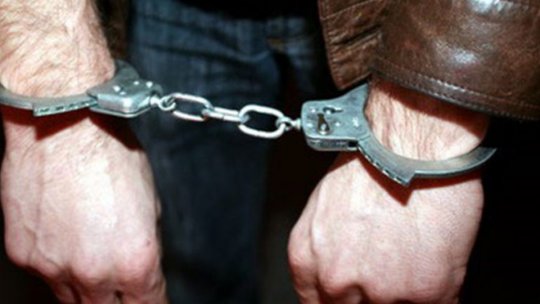 Traficant de droguri prins în flagrant cu 300 de grame de cocaina asupra sa