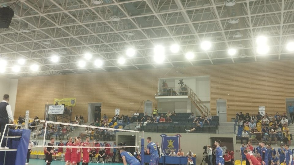Victorie la volei masculin pentru România obținută la Brașov