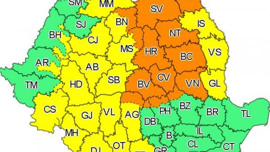 Cod portocaliu de averse și furtuni în 13 județe, inclusiv în Brașov