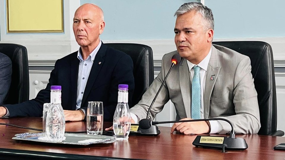 Adrian Veștea a plecat oficial de la conducerea Consiliului Județean Brașov