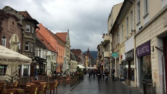 Cod galben de instabilitate atmosferică prelungit, la Brașov
