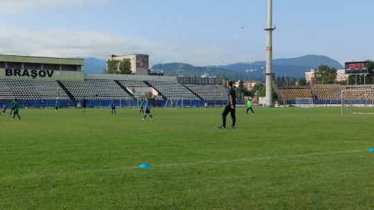 Ediția a 14-a a Cupei "Mihai Ivăncescu" la fotbal are loc pe Stadionul Tineretului