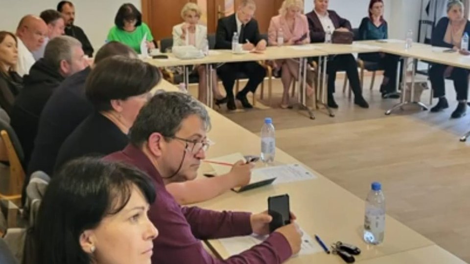 Proiectul DigiPrior sau cum să construim o bibliotecă digitală