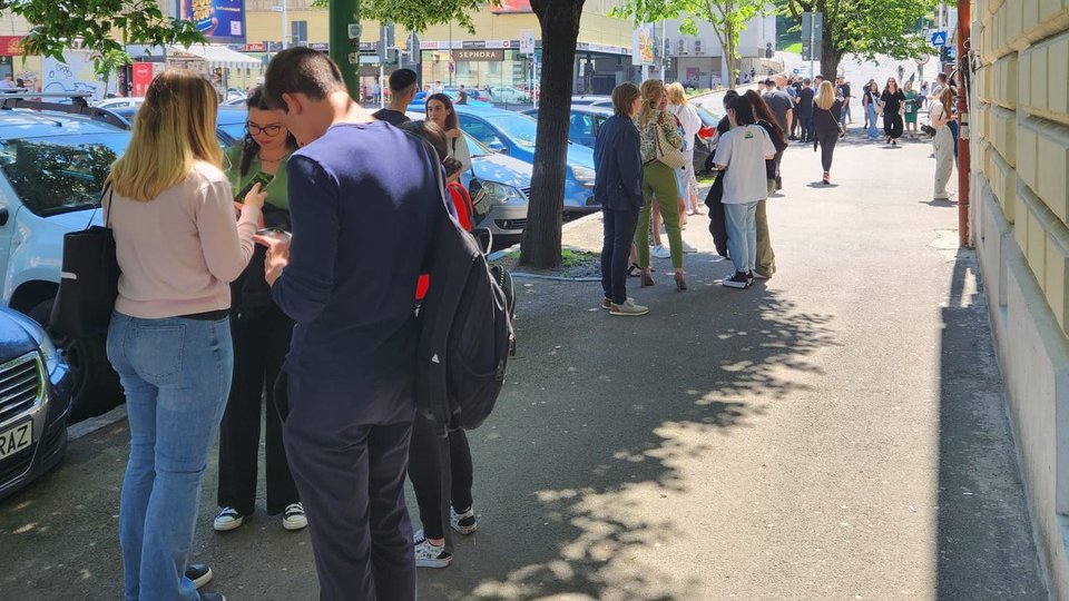 Examenul de Bacalaureat continuă cu proba obligatorie a profilului