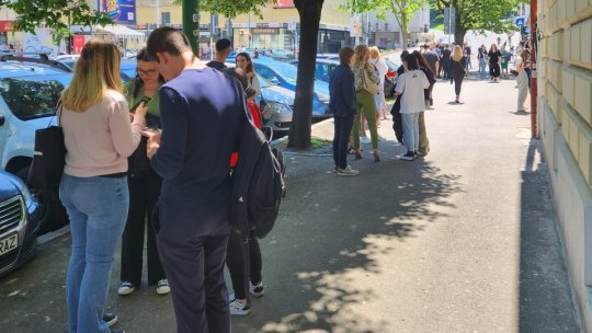 Bacalaureatul continuă astăzi cu proba la alegere a profilului și specializării