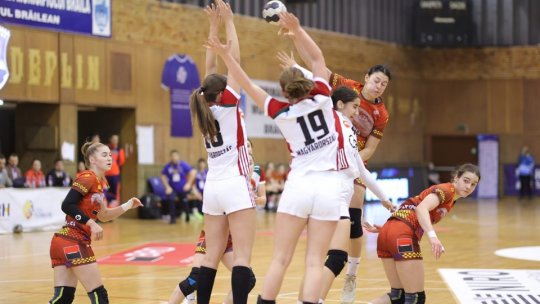 Patru handbaliste de la Corona Brașov, convocate la naționala de tineret