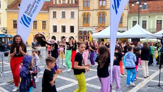 Piața Sfatului, a treia zi, tărâm al copilăriei și veseliei