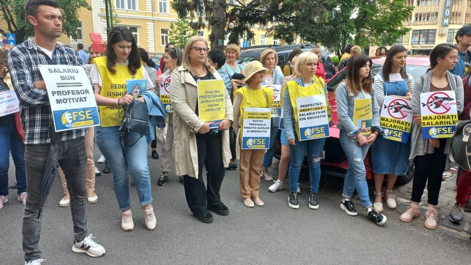 Memorandum privind majorări salariale în educație