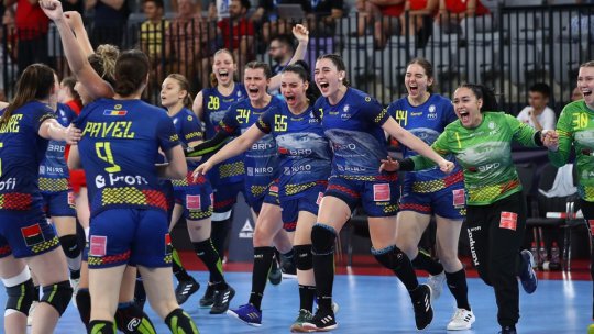 România s-a calificat în semifinalele Campionatului European de handbal feminin U19