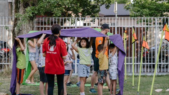 "Descoperirea bucuriei offline", o campanie Salvați Copiii