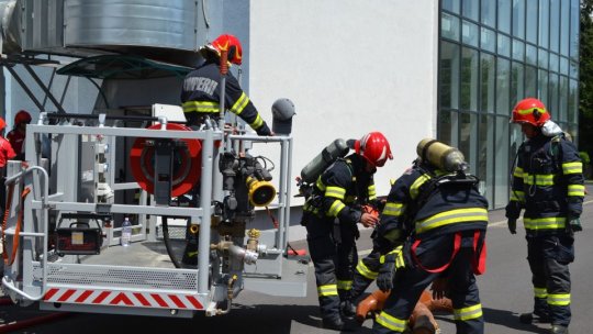 Exercițiu ISU, la spital, cu experți francezi și români