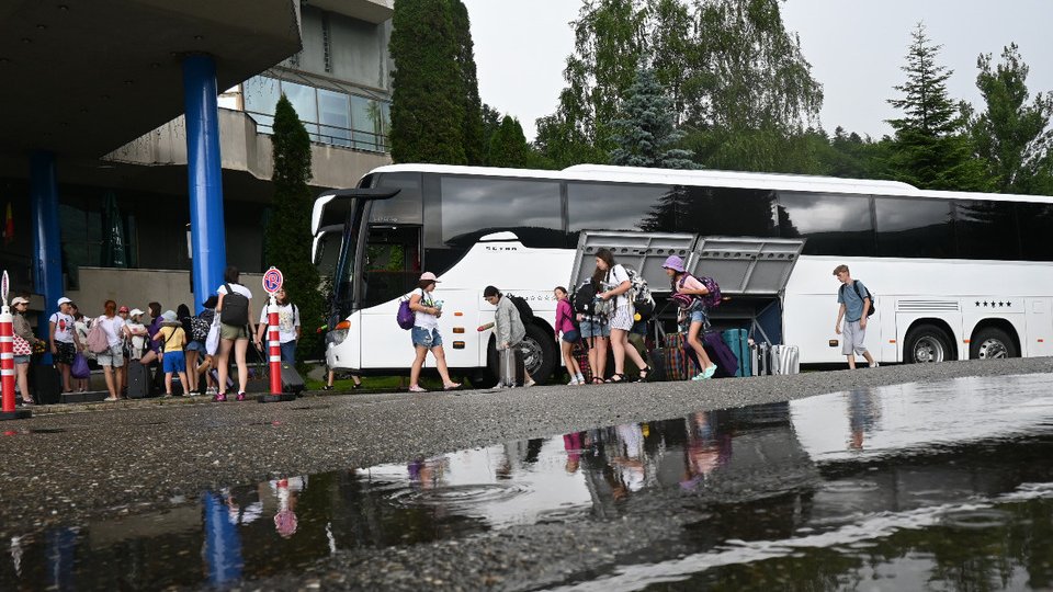 Din mijlocul războiului, într-o poveste la munte