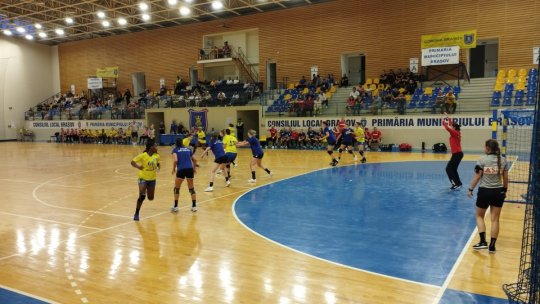 Handbalistele Coronei au pierdut primul meci din turneul organizat la Sala Sporturilor