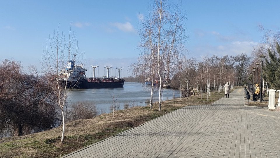 Mai multe drone au lovit noaptea trecută portul Izmail de pe Dunăre